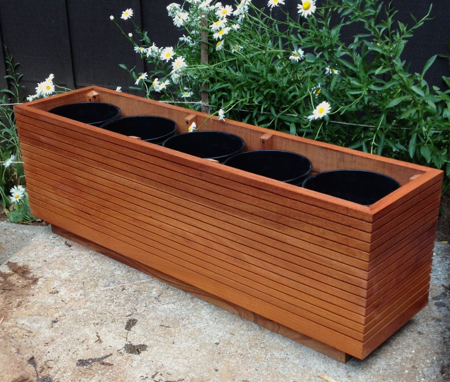 How To Line Wooden Planter Boxes?