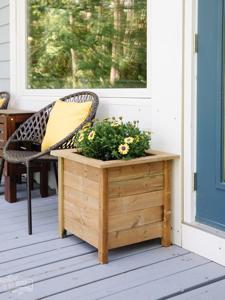 How To Make Simple Wooden Planter Boxes?