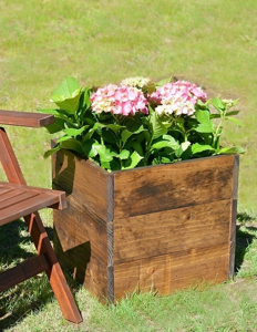 How To Make Wooden Flower Boxes?