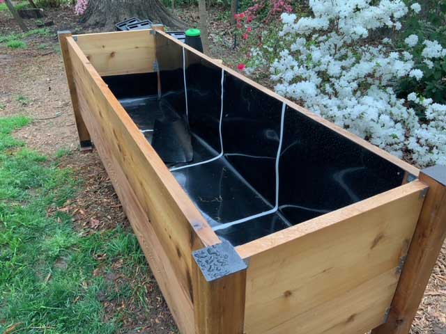 LiningMaterialForPlanterBoxesInstalled-5_x700